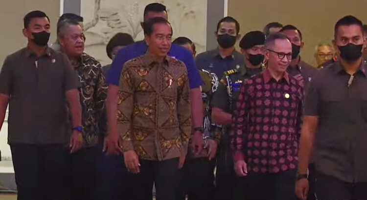 Presiden Jokowi saat menghadiri Pertemuan Tahunan Industri Jasa Keuangan 2023 di Jakarta, Senin (6/2/2023) pagi. FOTO: Youtube OJK