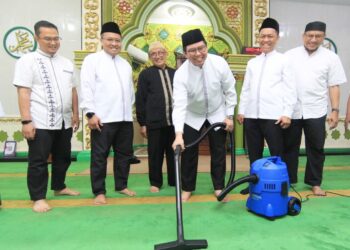Bank Muamalat Gelar Aksi Sosial Gerakan Bersih Masjid