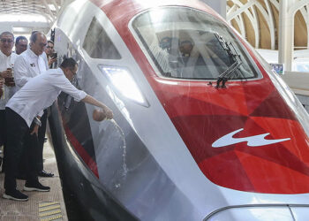 Menteri Perhubungan Launching Penjualan Tiket Whoosh di Aplikasi Mobile