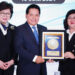 Hery Gunardi Dinobatkan CEO of The Year dan BSI Sebagai Bank Syariah Terbaik