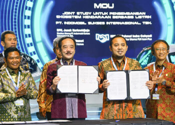 PLN – Indomobil Dukung Percepatan Adopsi EV di Indonesia