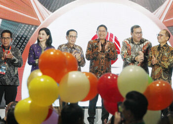 Penutupan Perdagangan Saham 2024, Menguat 43,33 Poin