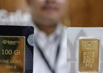 Harga Emas Antam Jatuh