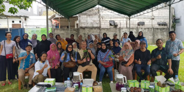 Tambah Produktif, Perpaduan Budidaya Hidroponik dan Vanili di Rumah