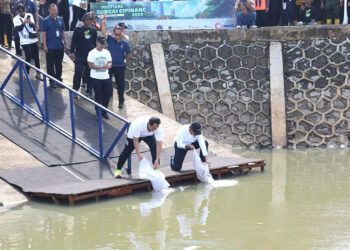 MIND ID Dukung Festival Sungai Cipinang 2025